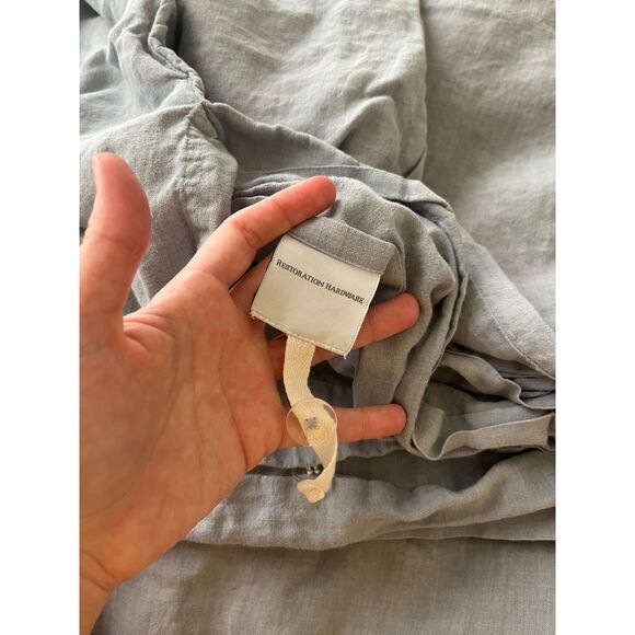 RH Stone Washed Belgian Linen King Duvet & Pillowcases - Pale Blue - Picture 2 of 7